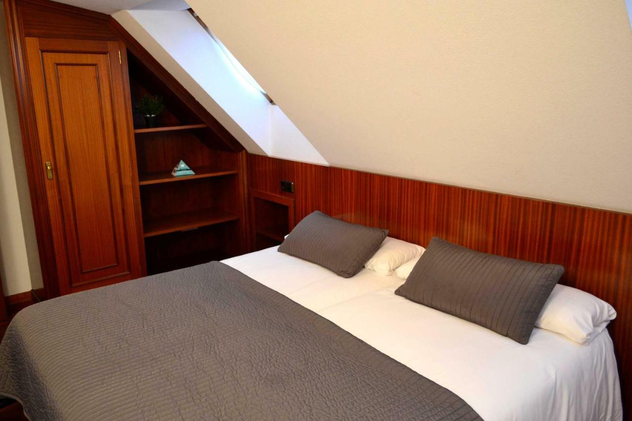 Apartamentos Alda Santa Cristina ペリリョ エクステリア 写真
